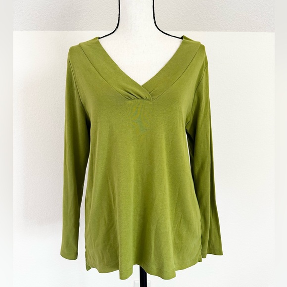 J JILL Lime Green Perfect Pima 100% Cotton Long Sleeve V Neck Top Medium Petite - Picture 1 of 5
